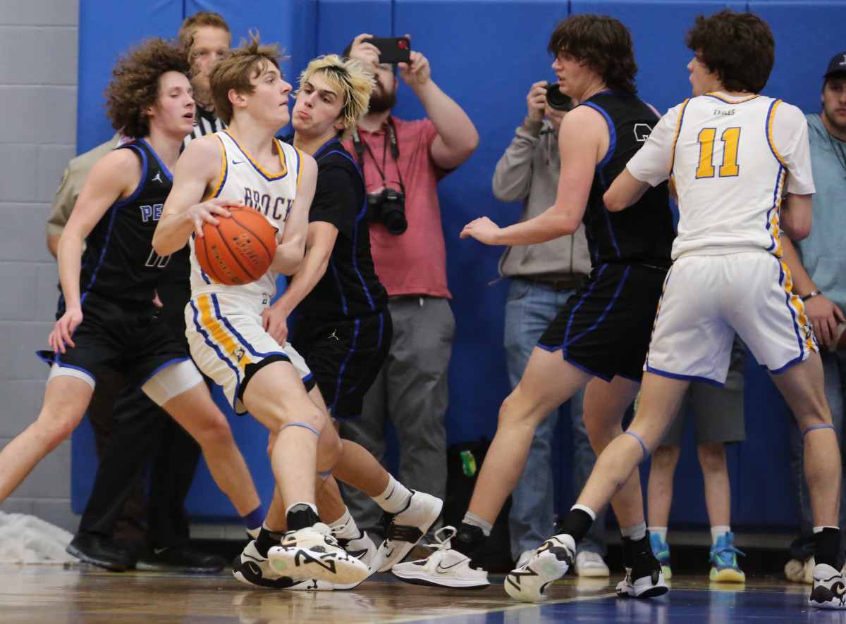 Brock Peaster Texas boys basketball 020423 Brian McLean 20